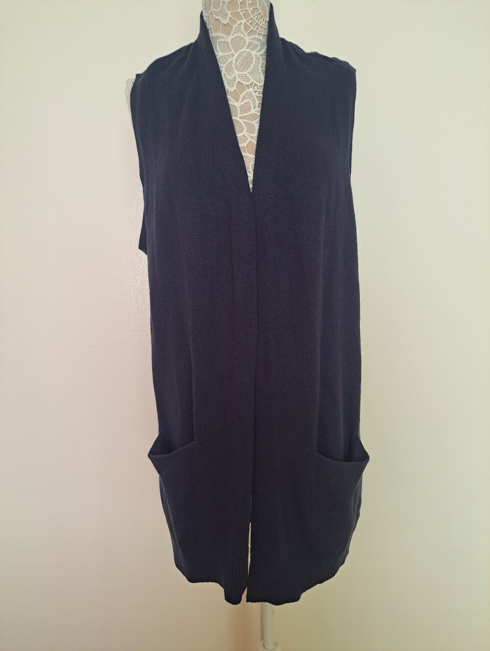 Karen Scott Navy Open-Front Sleeveless Knit Vest - Picture 5 of 7